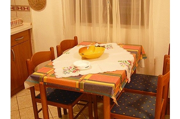 Croatia Privát Okrug Donji, Exterior